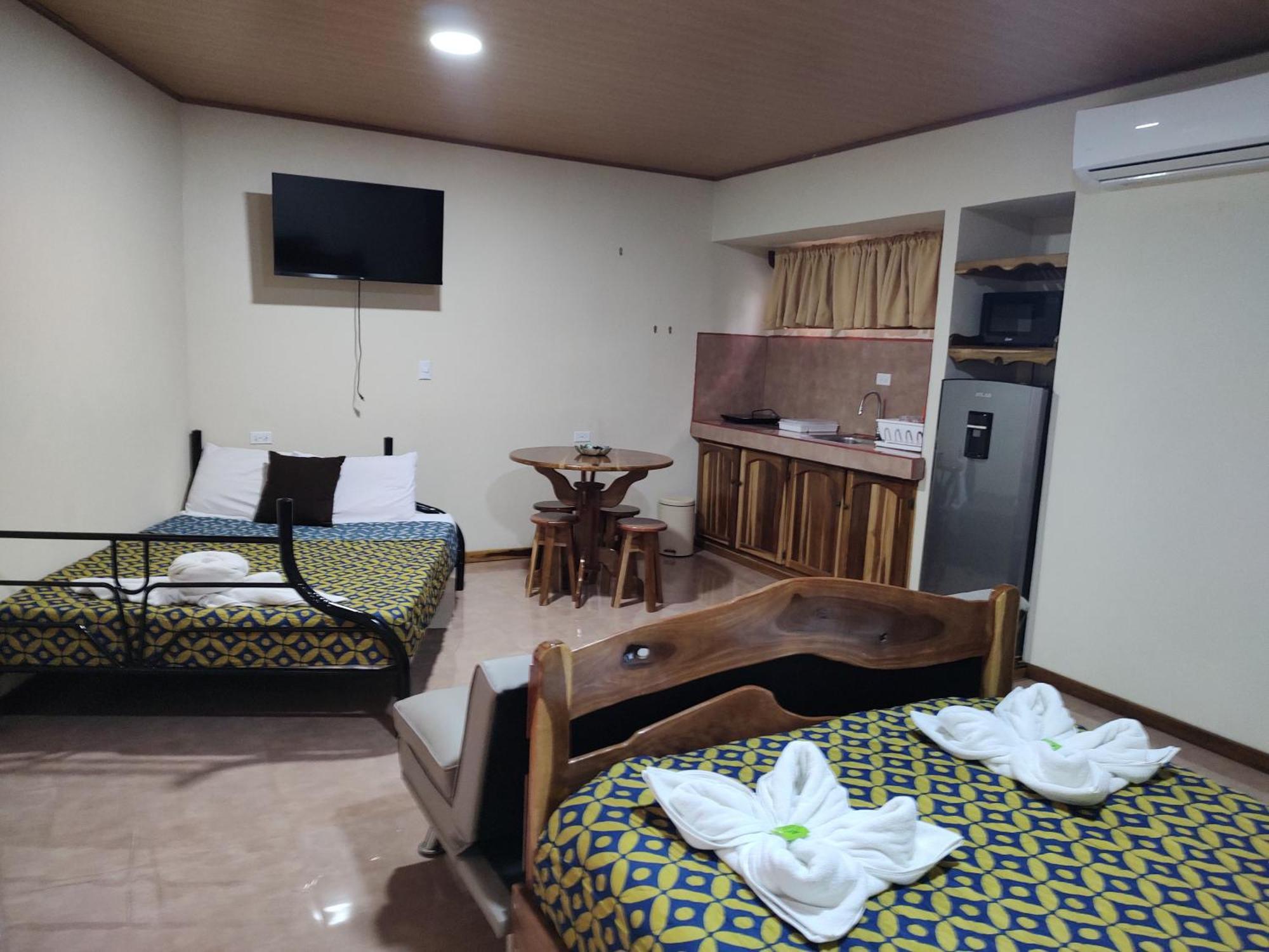 Cool Waters Jungle Villas Uvita Exterior photo