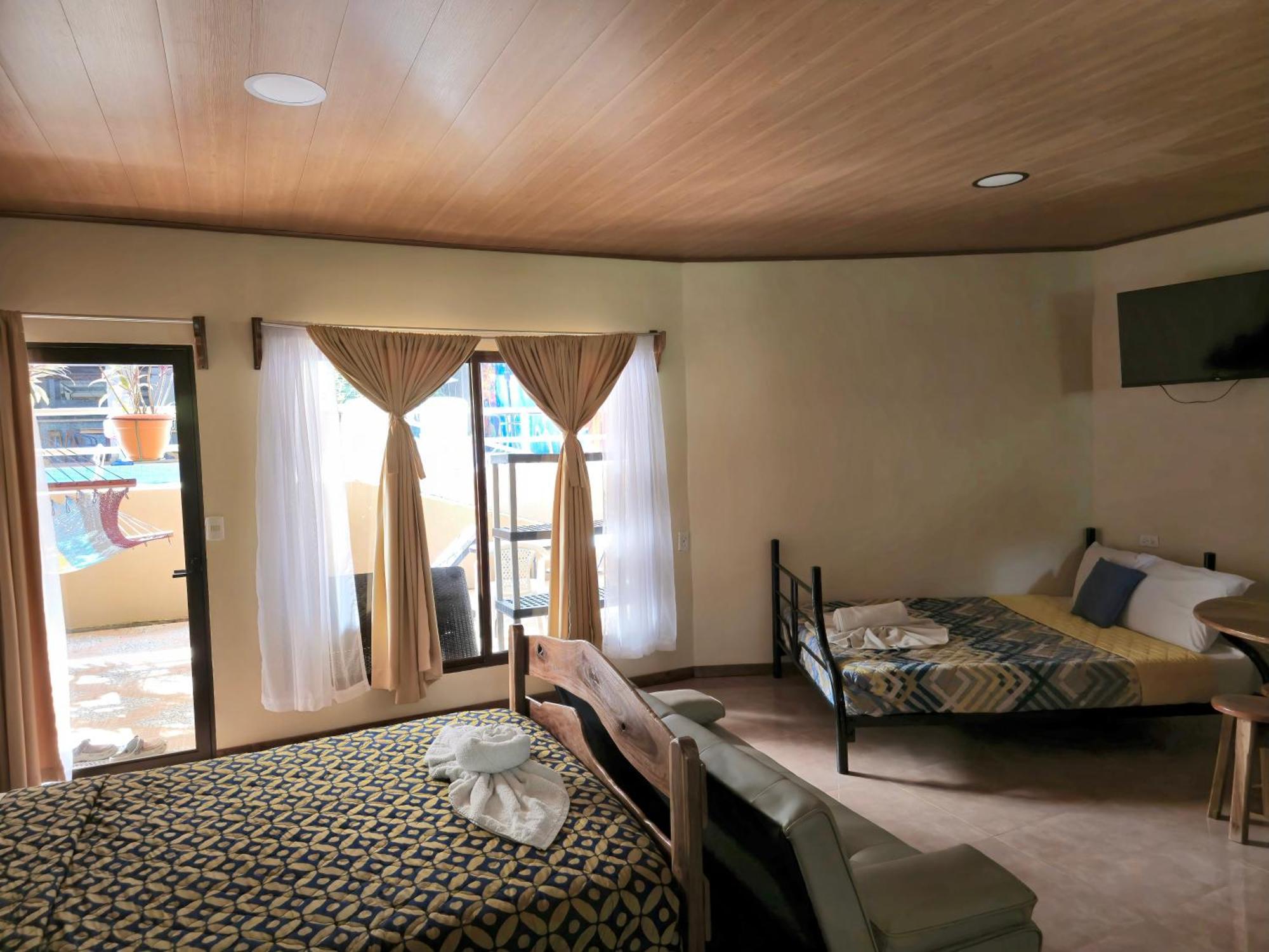 Cool Waters Jungle Villas Uvita Exterior photo