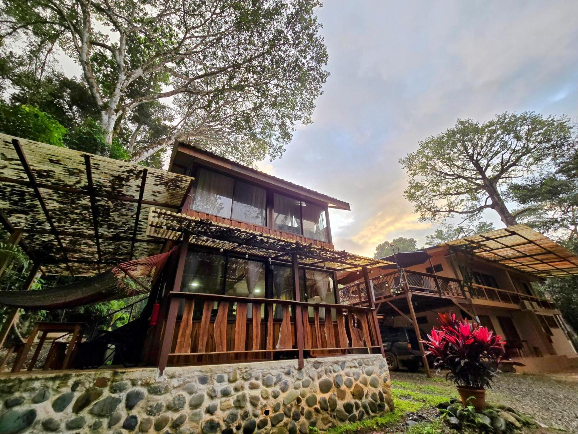 Cool Waters Jungle Villas Uvita Exterior photo